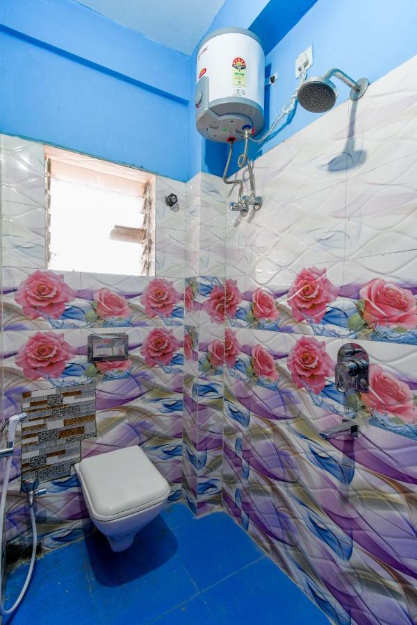 Hotel Blue Abedin Kalkuta Zewnętrze zdjęcie