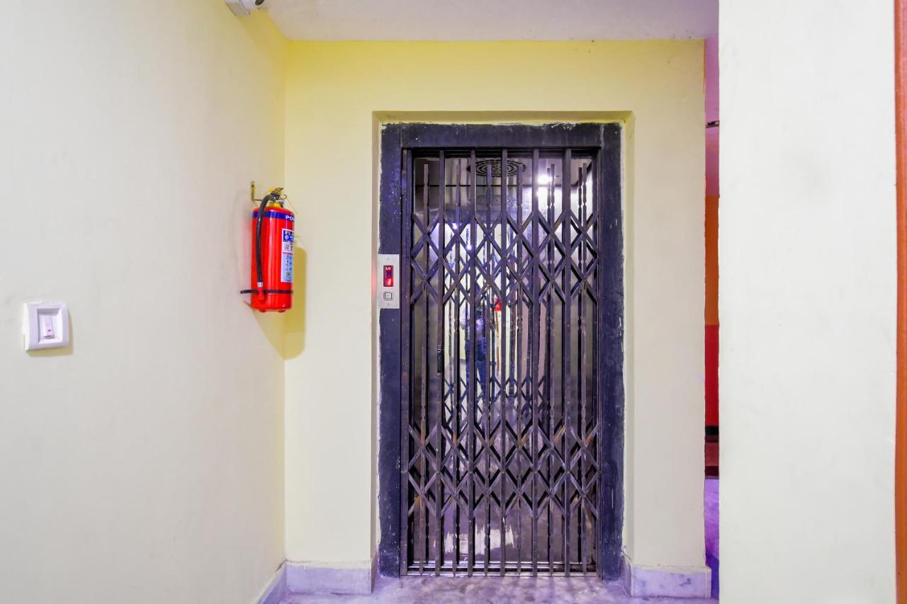 Hotel Blue Abedin Kalkuta Zewnętrze zdjęcie